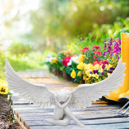Angel decorative statue