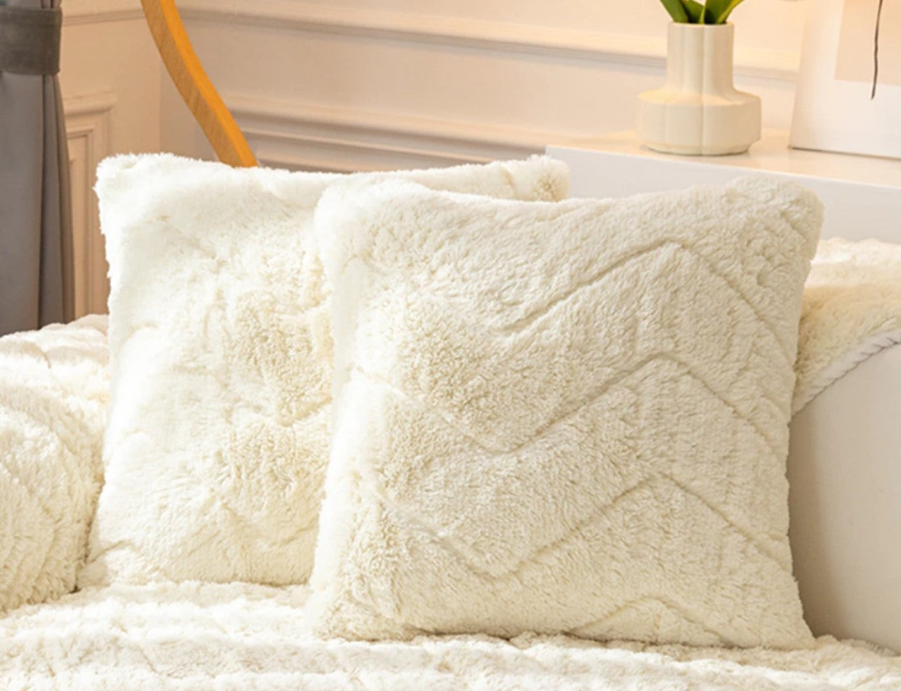Anti-slip Plush Sofa Cover